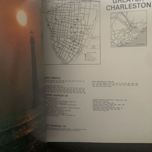 BOOK Charleston South Carolina And Surrounding Barrier Island Tourist Informatio - Picture 10 of 10